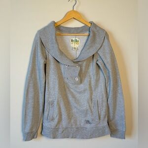 BILLABONG WOMENS PULL OVER‎ SWEATER SIZE LARGE